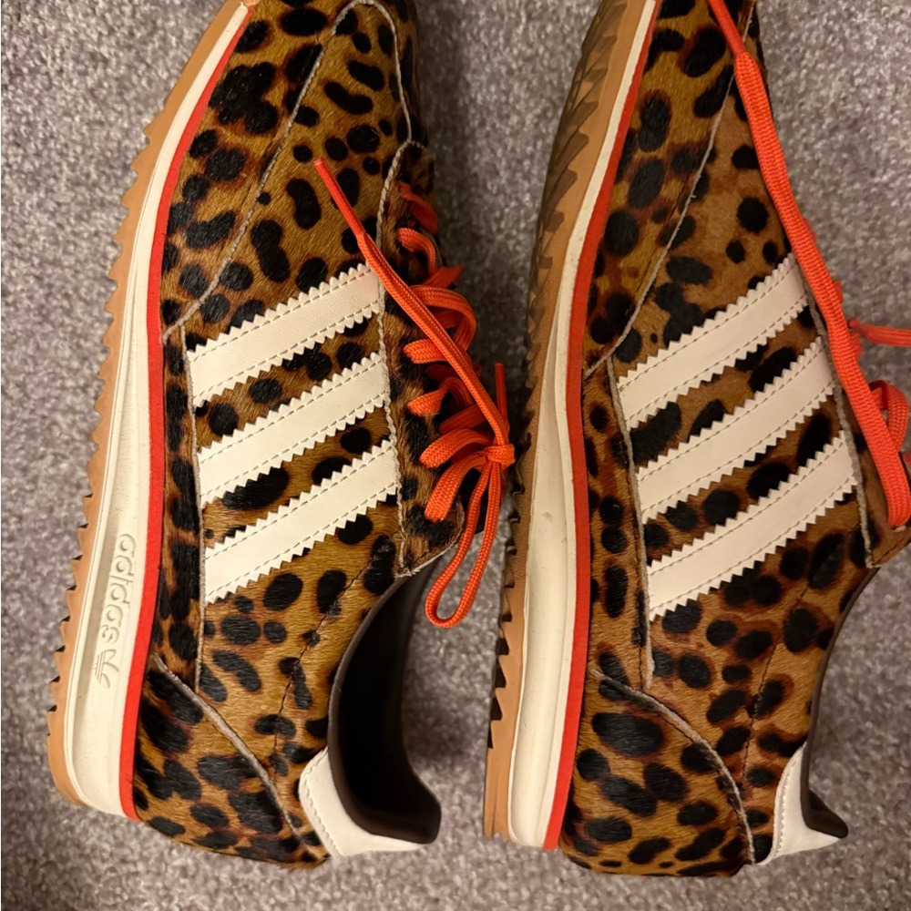 adidas Leopard-Print Low Tops with Bright Orange Laces - Picture 7 of 8